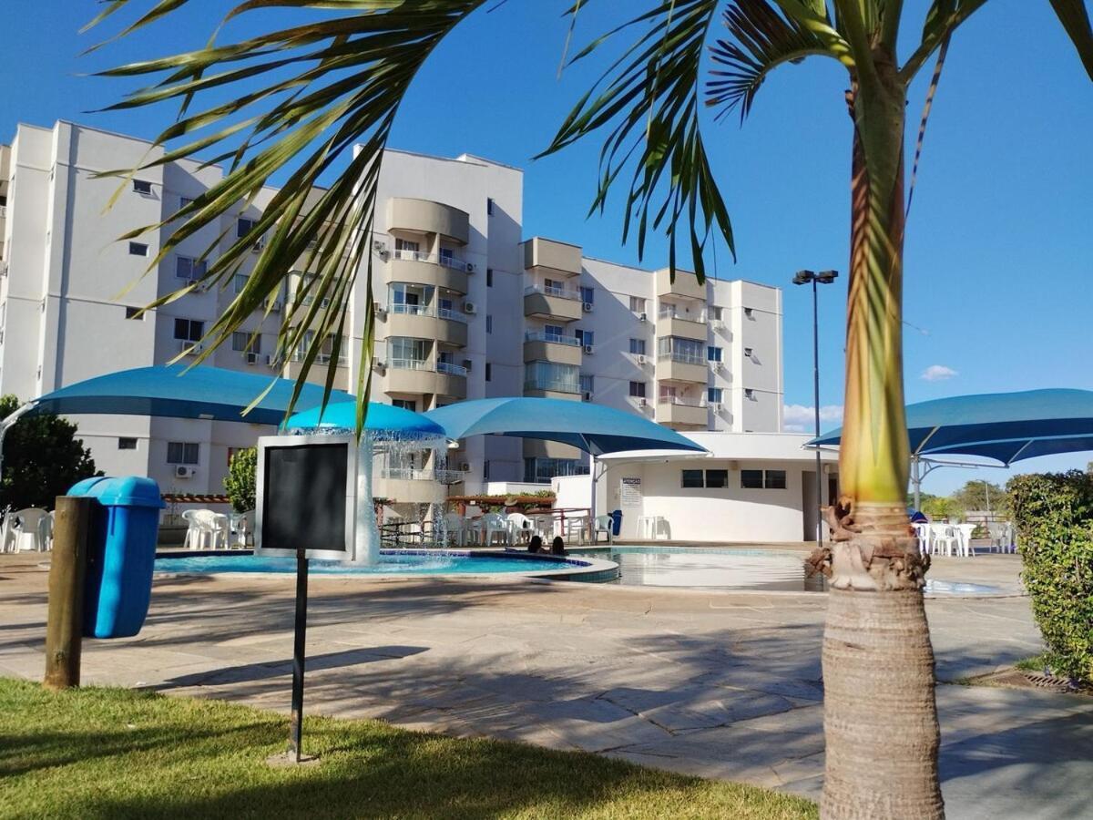 Lagoa Quente - De 2 Quartos Em Apartamento *