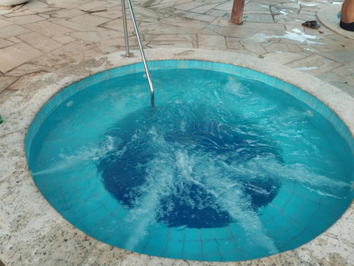 Lagoa Quente - De 2 Quartos Em *