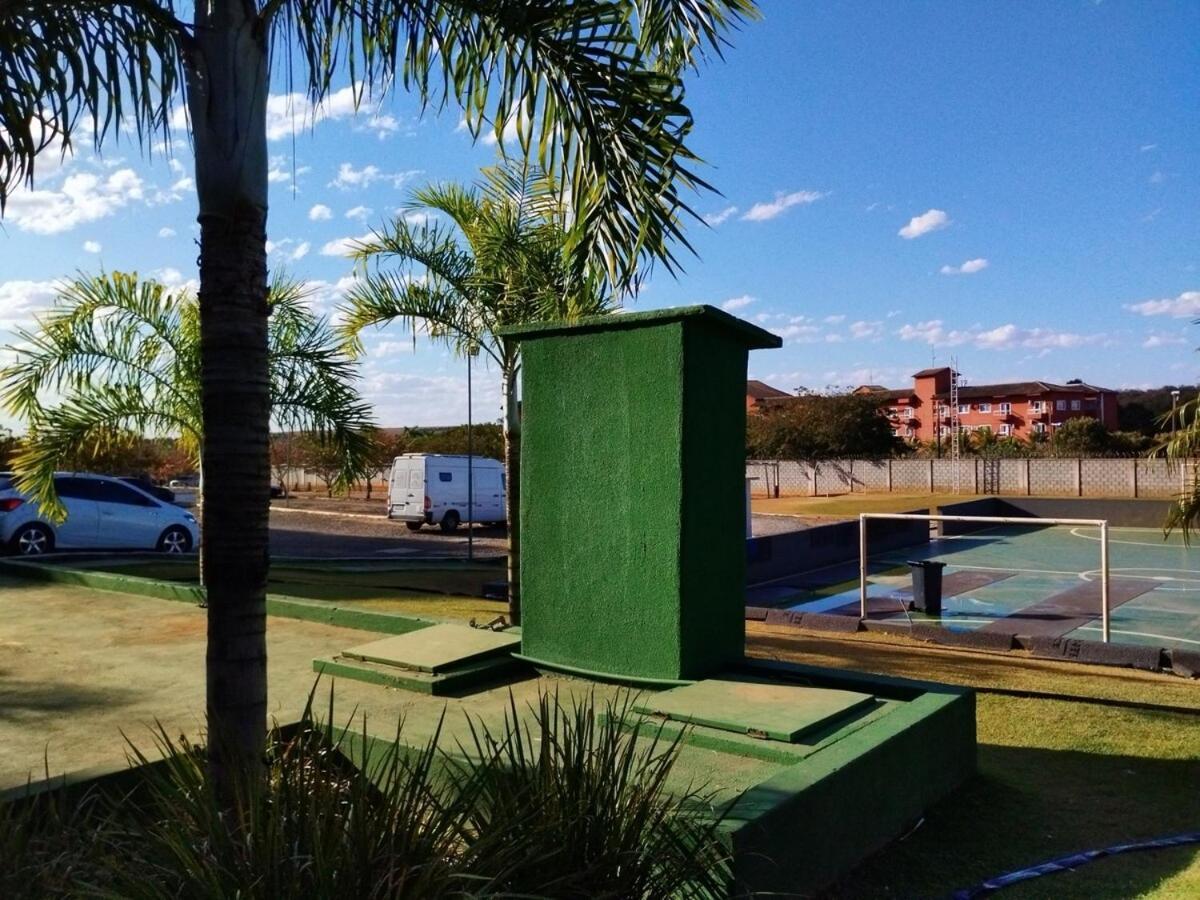 Lagoa Quente - De 2 Quartos Em * Caldas Novas